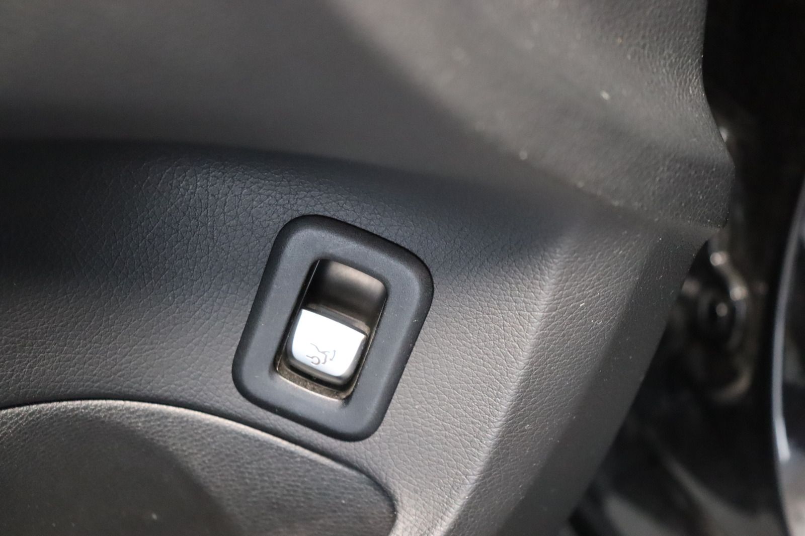 Fahrzeugabbildung Mercedes-Benz C 43 AMG 4Matic * Pano * LED * Parkassist.