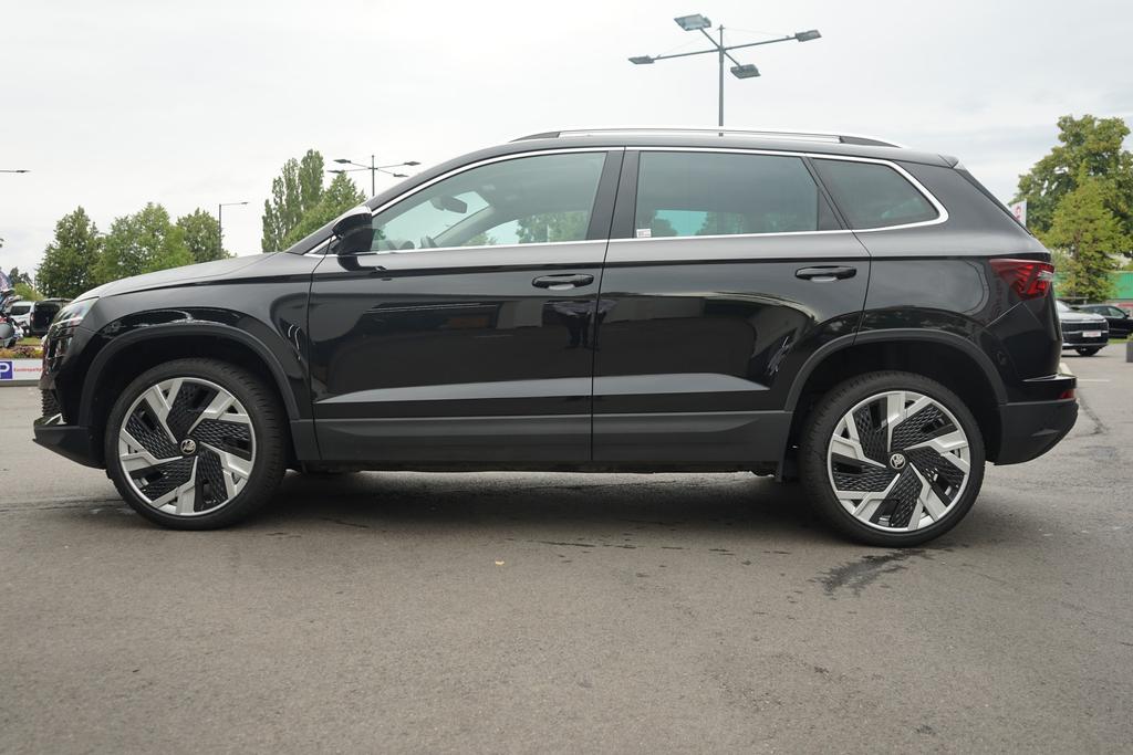 Skoda Karoq 2022 г. Чёрный, пробег 52477 км