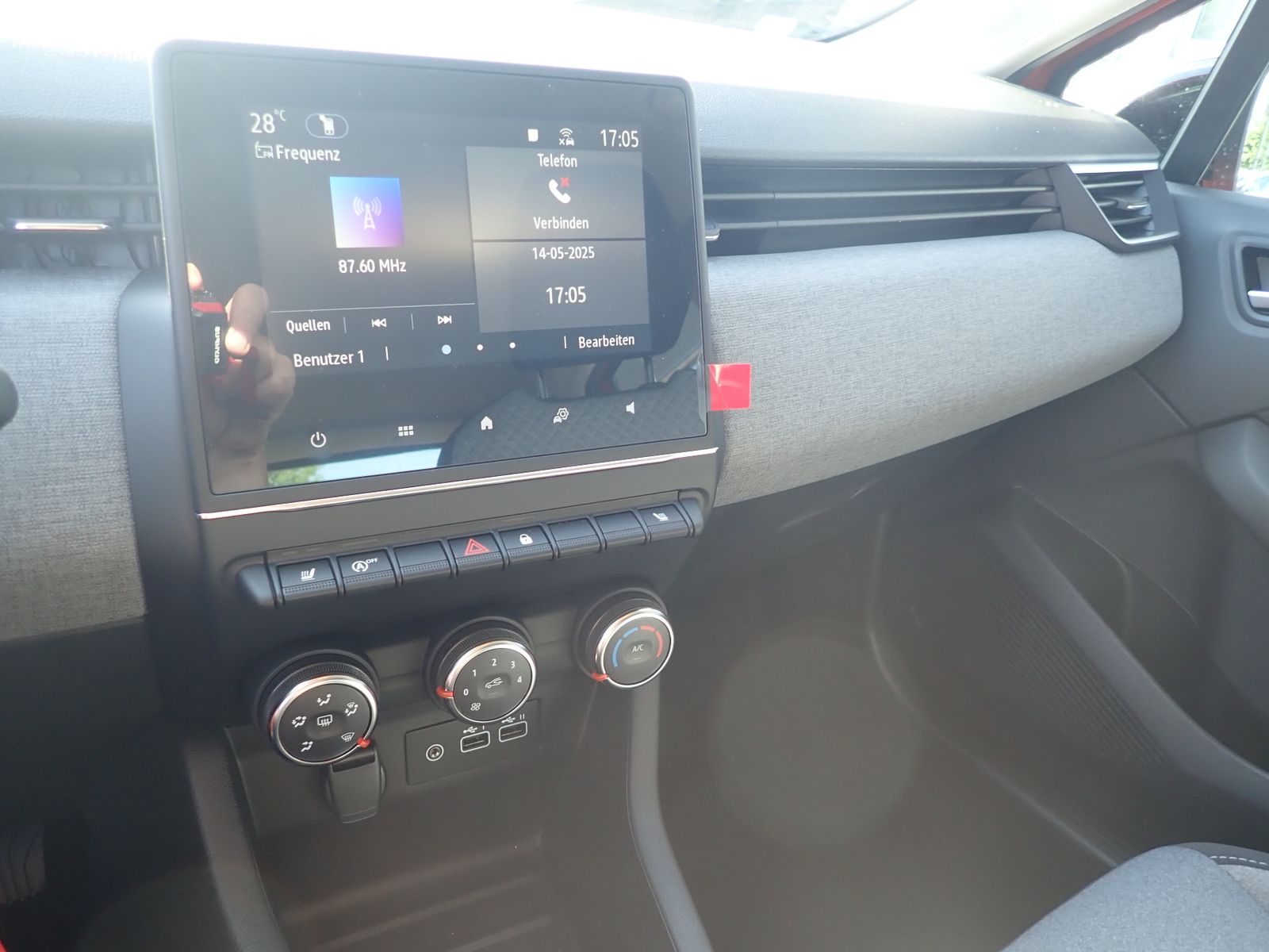 Fahrzeugabbildung Renault Clio Evolution SCe 65/GJR/EPH/AC/SH