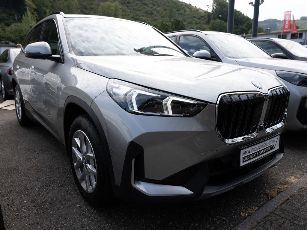BMW X1 xDrive30e PANO HUD 360° LED ACC NAVI KAMERA foto 4