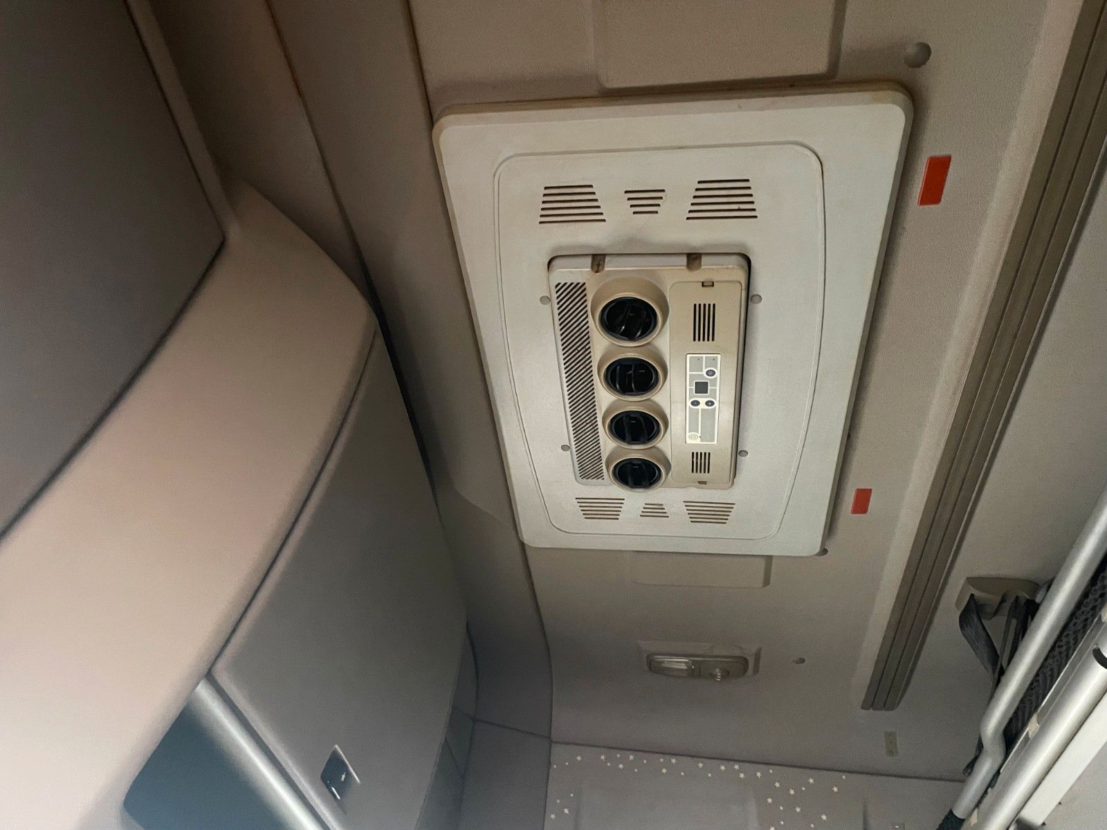 Fahrzeugabbildung DAF FT XF480 SSC