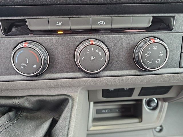 Fahrzeugabbildung Volkswagen Crafter Kasten 35 LR HD FWD Klima DAB GRA RFK