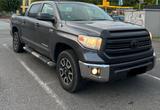 Toyota Tundra SR5  - Toyota Tundra Gebrauchtwagen