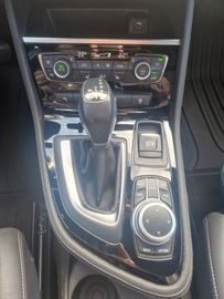 BMW 225 Active Tourer - 11