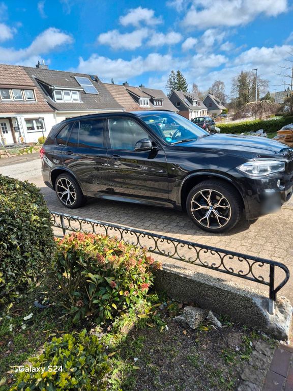 Image of BMW X5