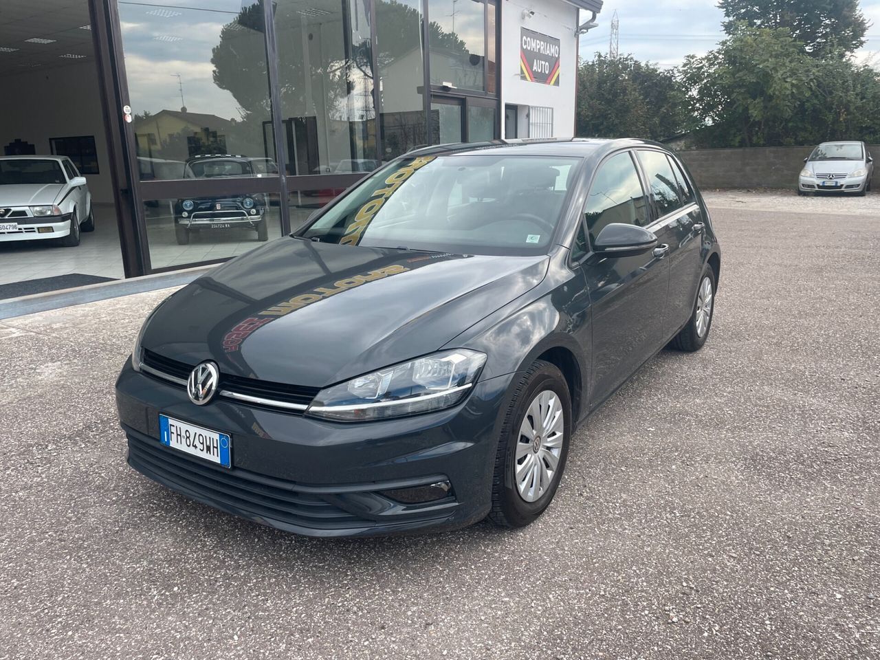 VW Golf