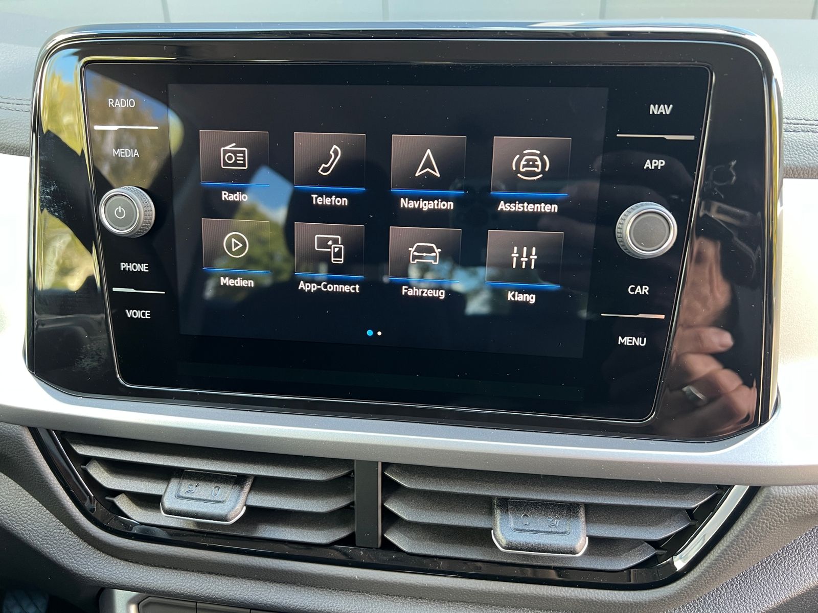 Fahrzeugabbildung Volkswagen T-Roc Life 1.0 TSI *LED, ACC, Kamera, 17''-LM*