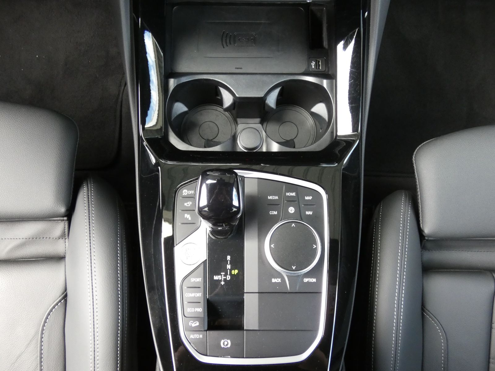 BMW X3 xDrive20i ZA Head-Up DAB WLAN Standhzg. Shz foto 13