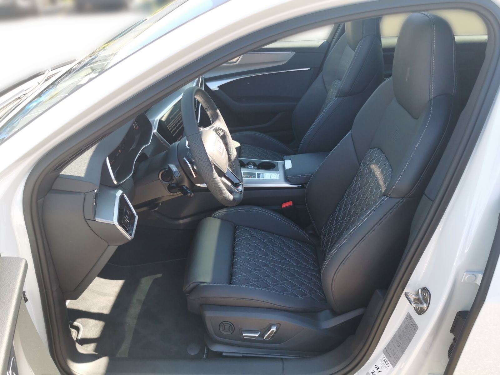 Audi A6 - Bild 8