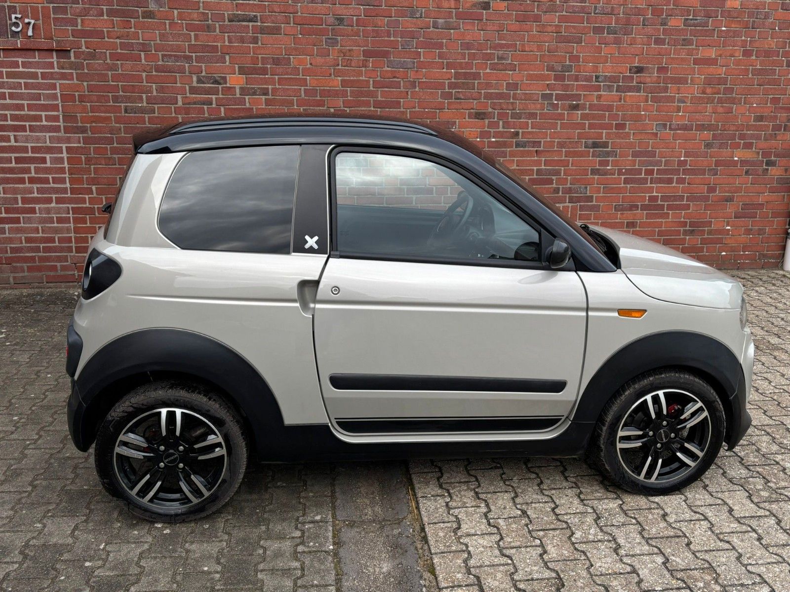 MICROCAR M.Go
