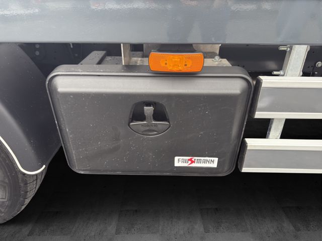 Fahrzeugbild 12