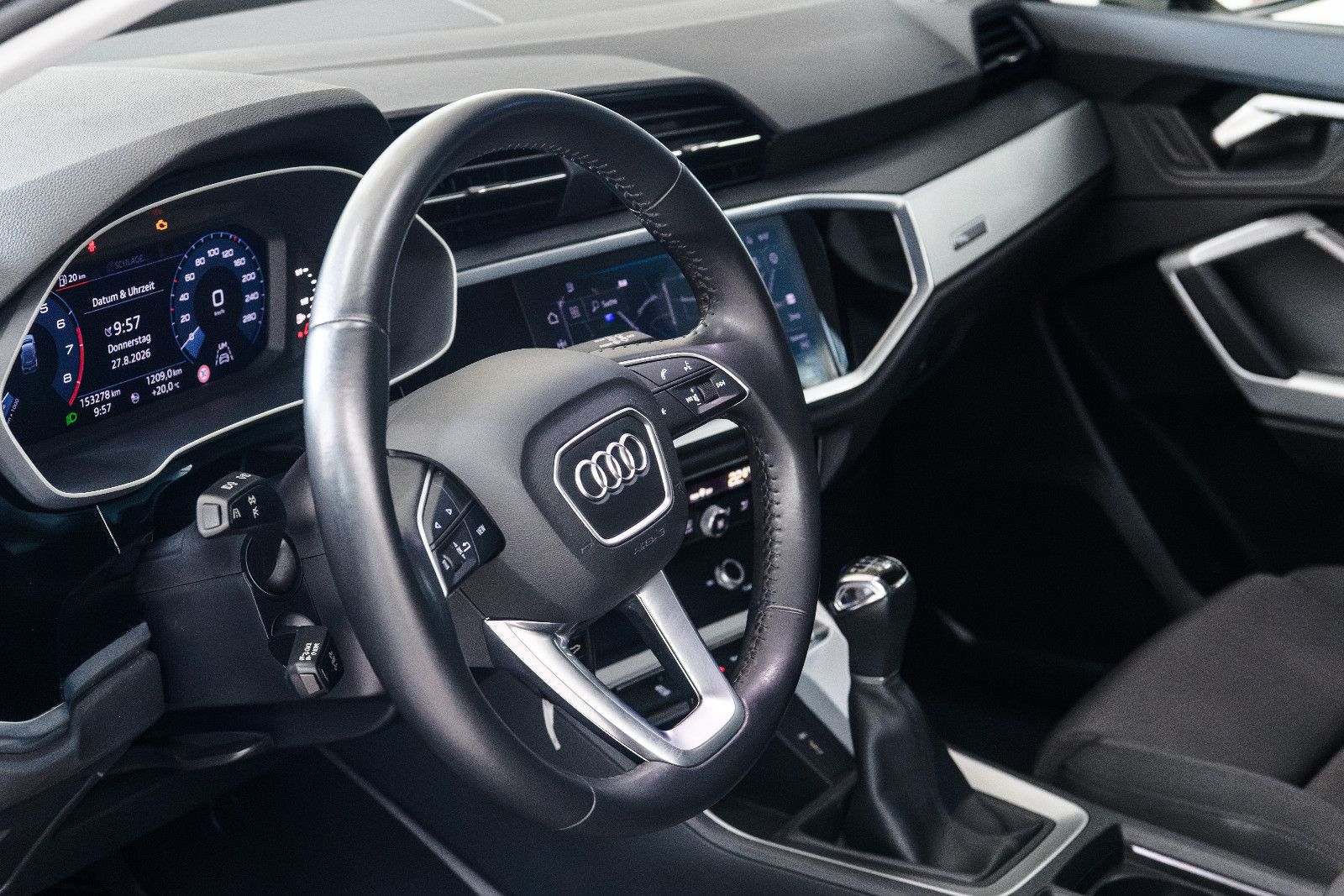 Fahrzeugabbildung Audi Q3 35 TFSI advanced