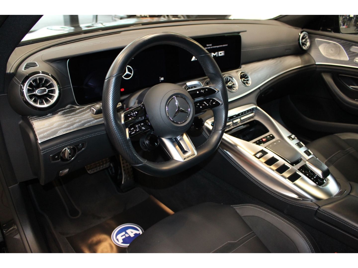 Fahrzeugabbildung Mercedes-Benz AMG GT 43 4Matic+ LED*GSD*MWST*Burmester*360°