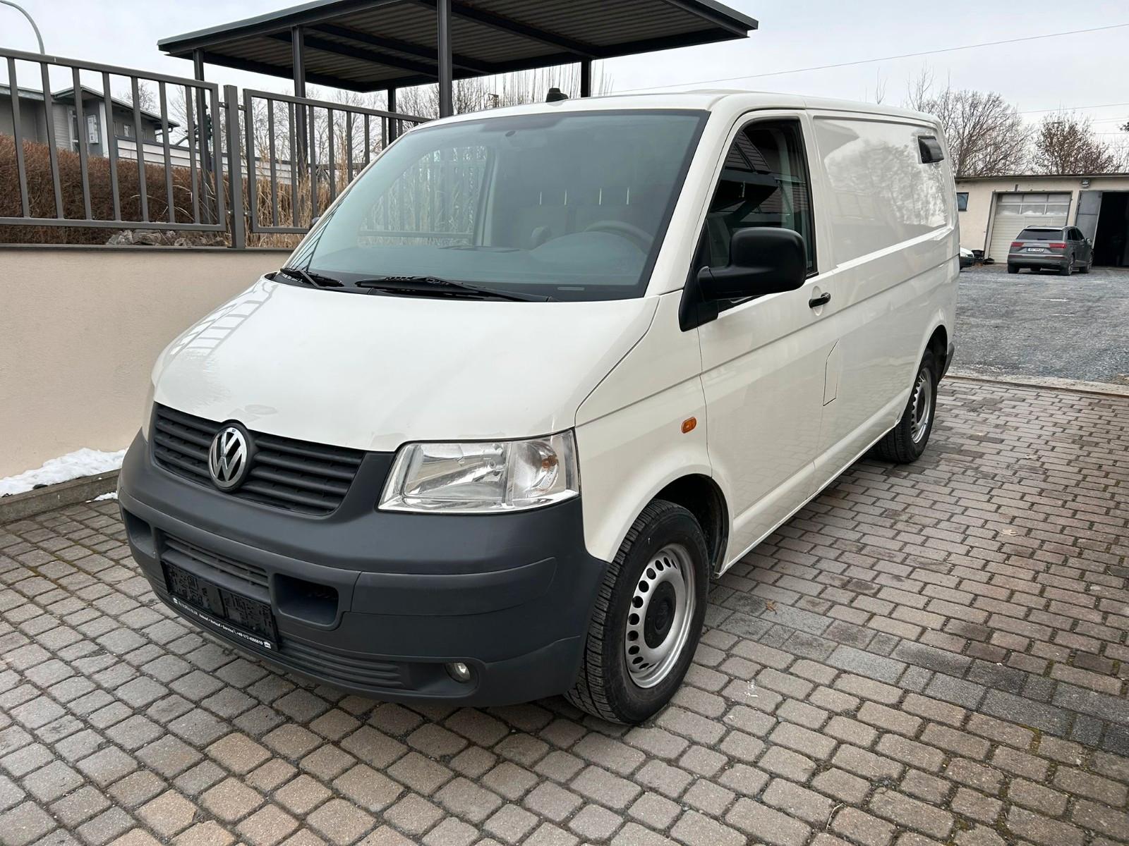 Volkswagen T5 Transporter Kasten-Kombi Kasten TÜV NEU AHK