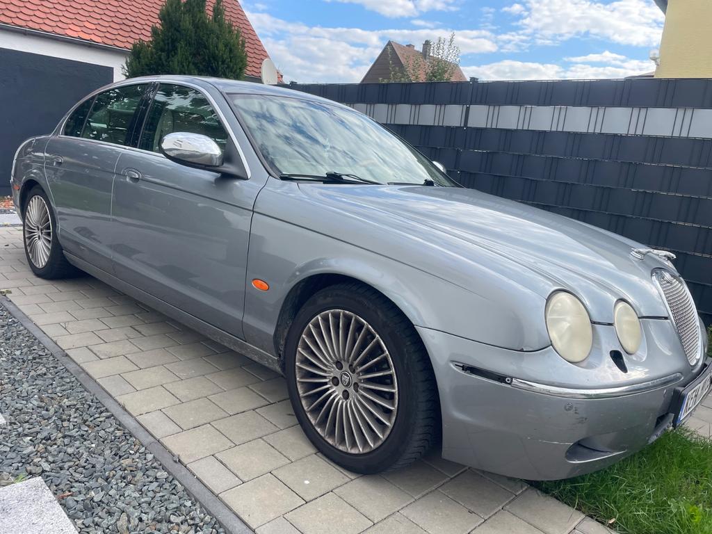 Jaguar S-Type