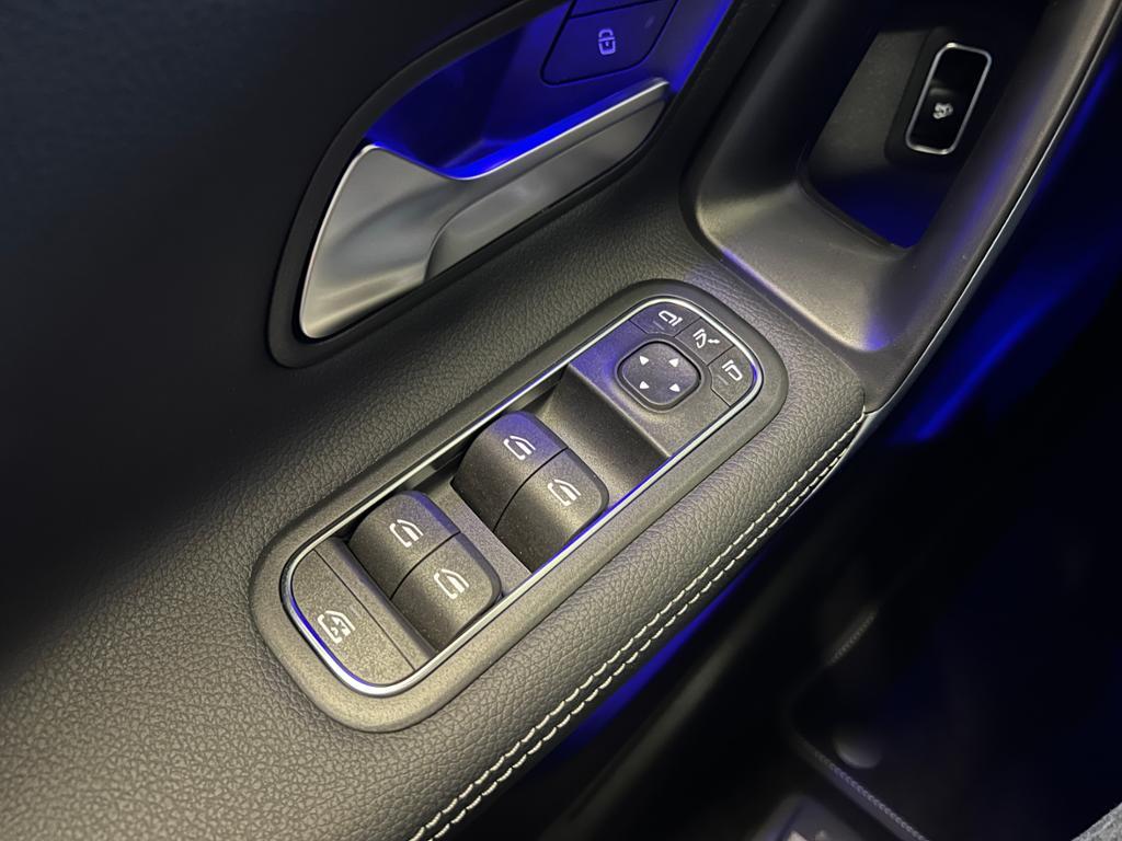 Mercedes-Benz A-Class Lim. Progressive Night AHK Multibeam KeyGO, миниатюра 26
