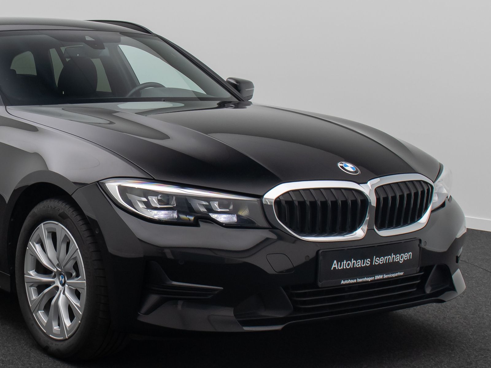 Fahrzeugabbildung BMW 318d HiFi Kamera DAB Alarm WLAN FernlichtAssist