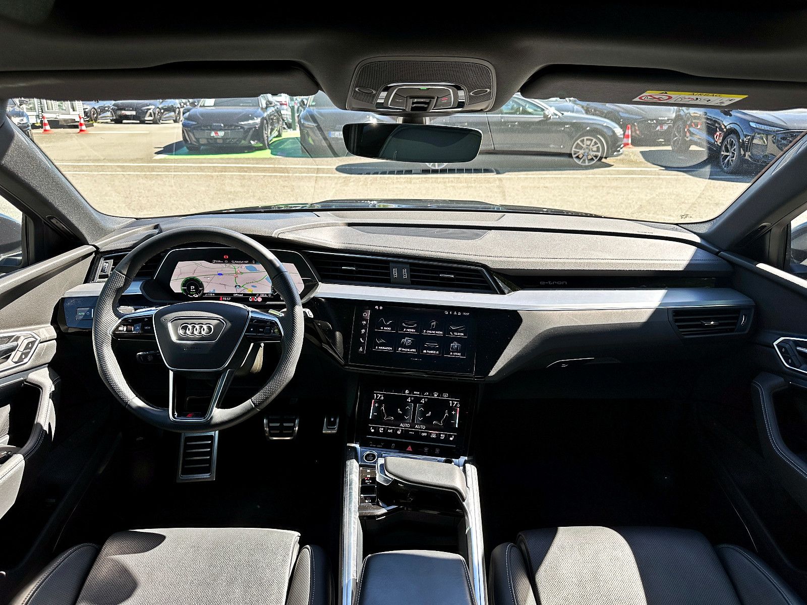 Audi Q8 e-tron - Bild 24