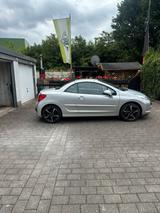 Peugeot 207 CC 1.6 16V mit Frischer TÜV Ap... - Peugeot: Mi16