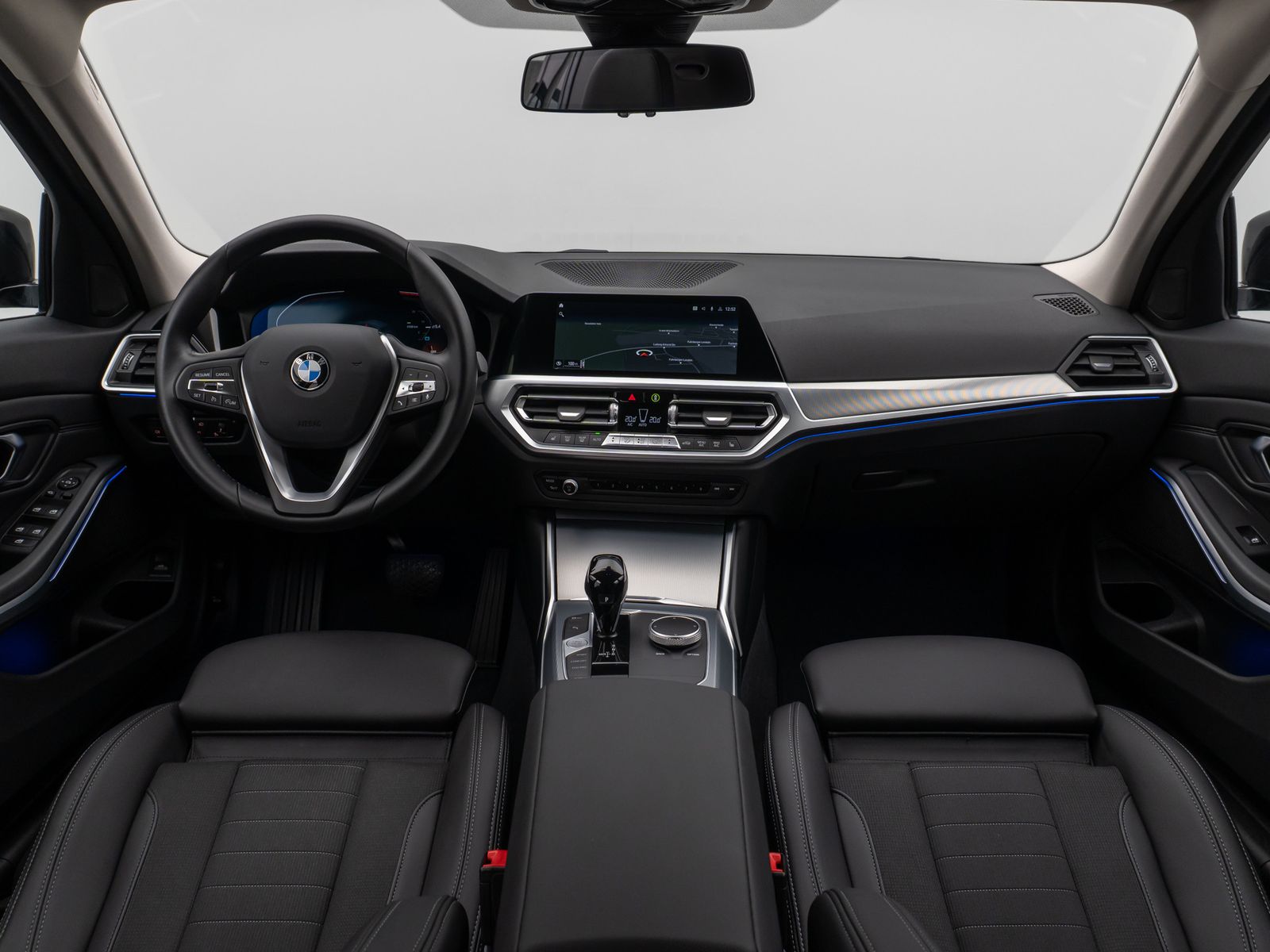 Fahrzeugabbildung BMW 320d Sport Line Kamera DAB HiFi Lordos Alarm LED