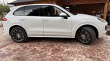 Porsche Cayenne S Diesel 4.2 V8 | 385 PS | GTS-Optik Key - Porsche Cayenne: Ps