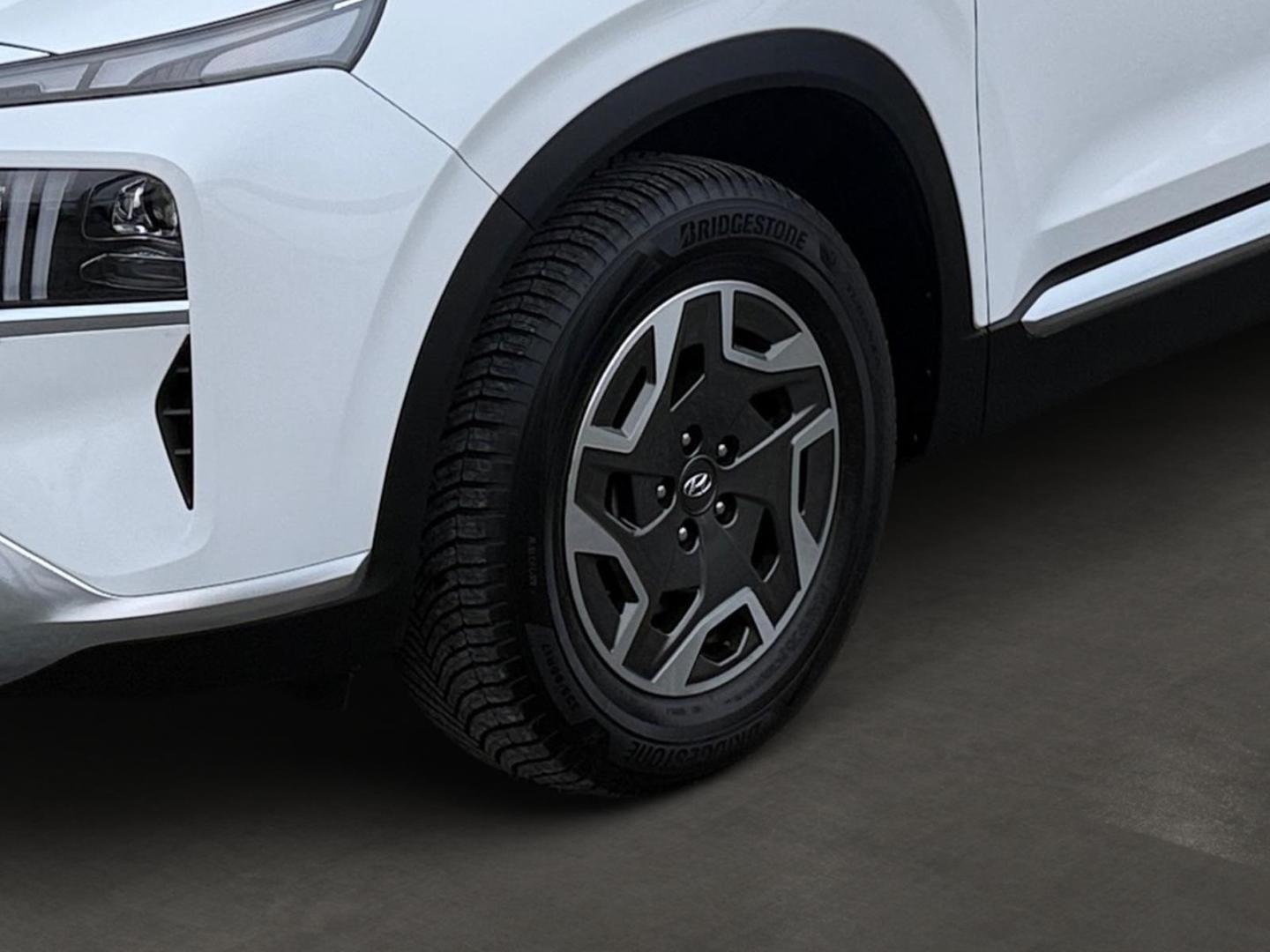 Hyundai SANTA FE 1.6T 4WD Trend Hybrid Navigation Kamera