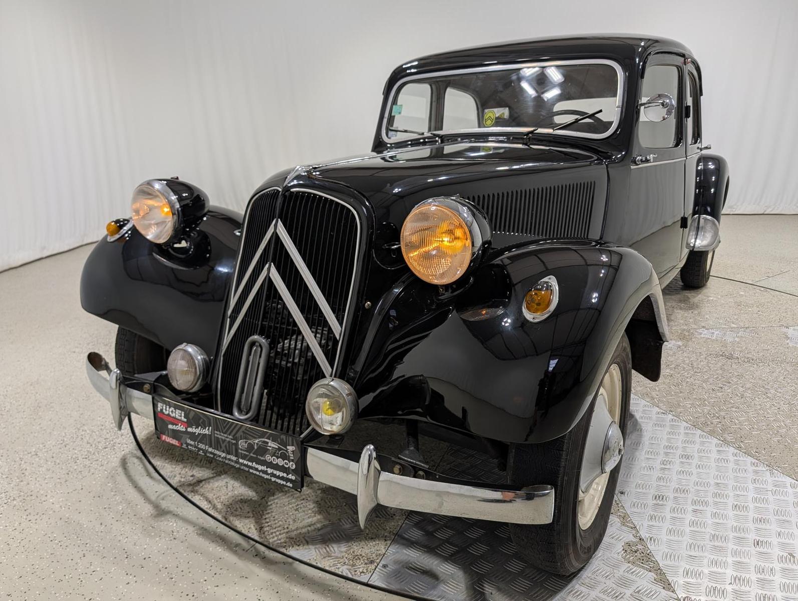 Citroën 11CV 11 B 1.9