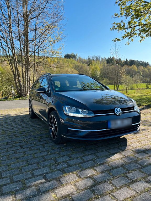 Image of Volkswagen Golf