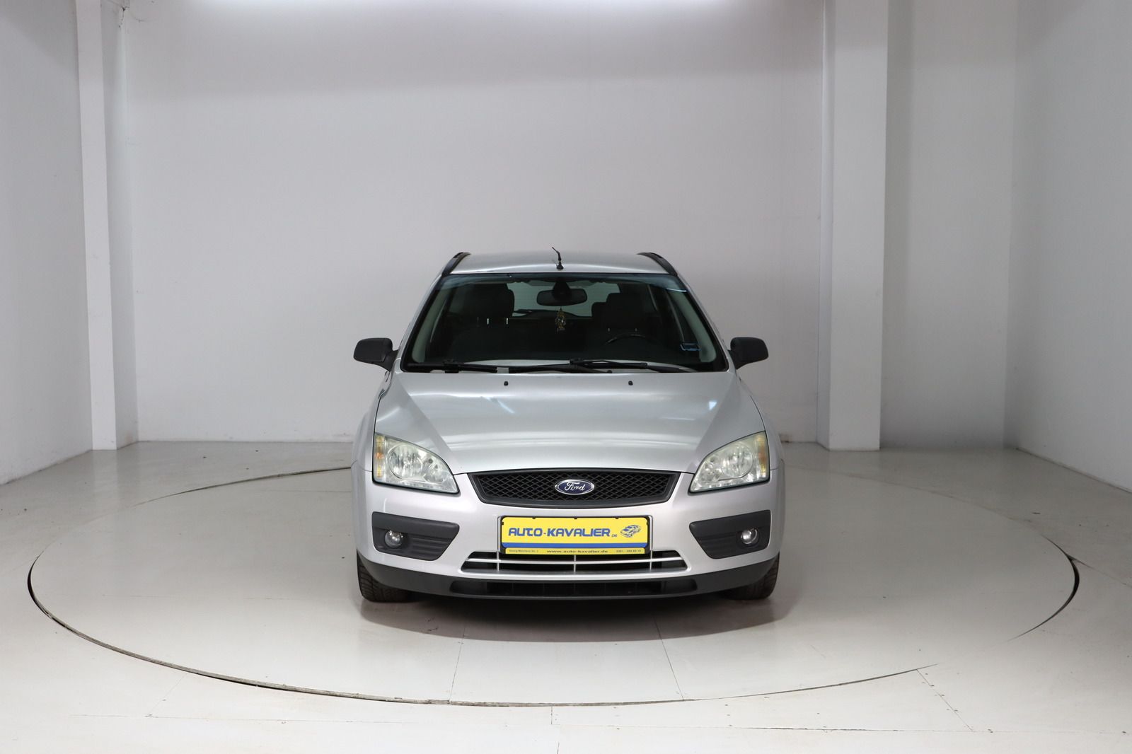 Fahrzeugabbildung Ford Focus 1.6 Ambiente HU/AU 05.26