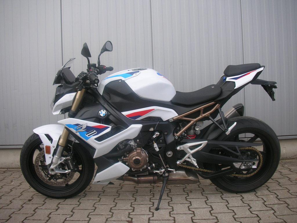 BMW S1000R 1 HAND