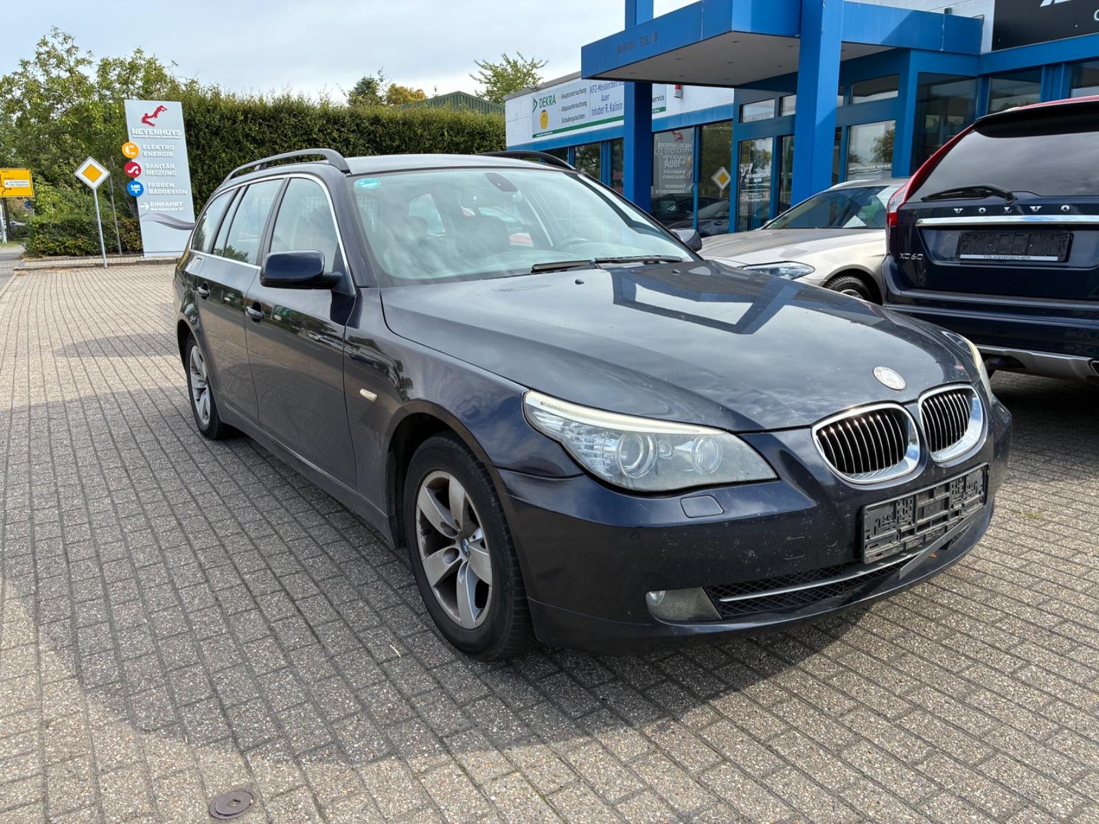 BMW 525 2008 — interior