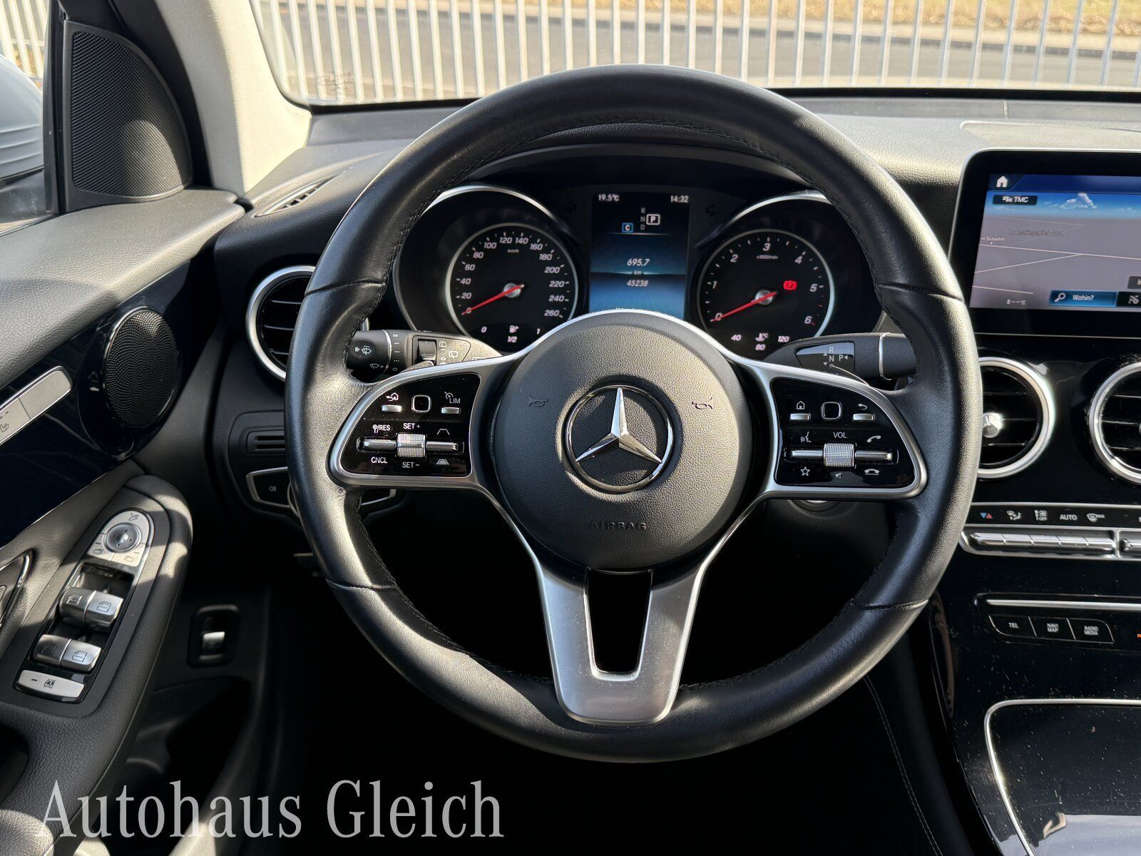 Fahrzeugabbildung Mercedes-Benz GLC 200 d 4Matic (EURO 6d) Distronic/Autom./Klim