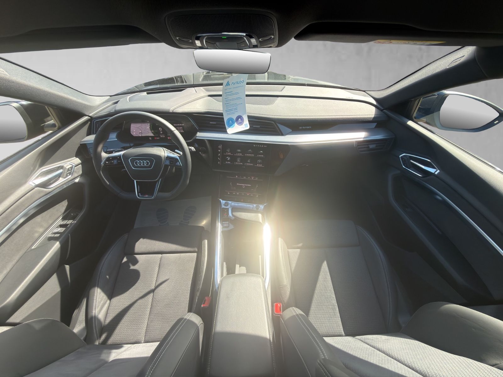 Audi e-tron 55 quattro S line Black AHK Kam Head-Up foto 13