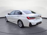 BMW 320i Automatik M Sportpaket Innovationsp. HIFI - BMW 320 mit Benzin-Antrieb: Limousine, 320i M Sportpaket