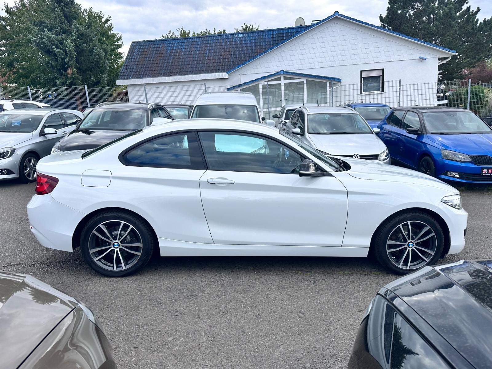 BMW 218 d Coupe Sport Line Navi SitzHz PDC LED 1.Hand, миниатюра 5