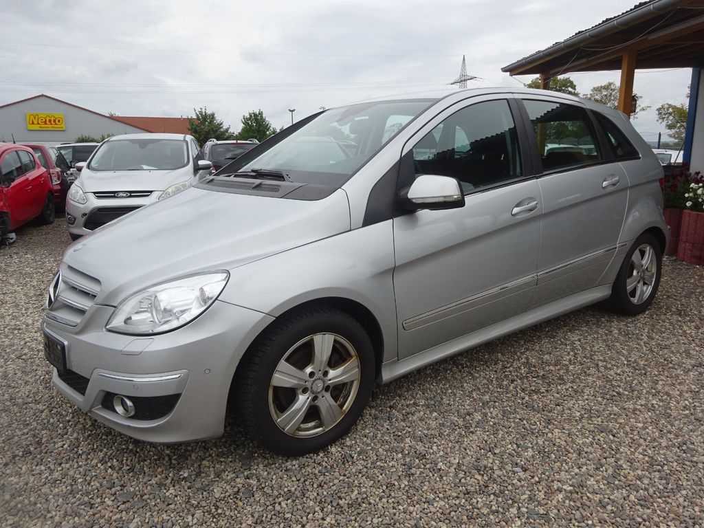 Mercedes-Benz B 200