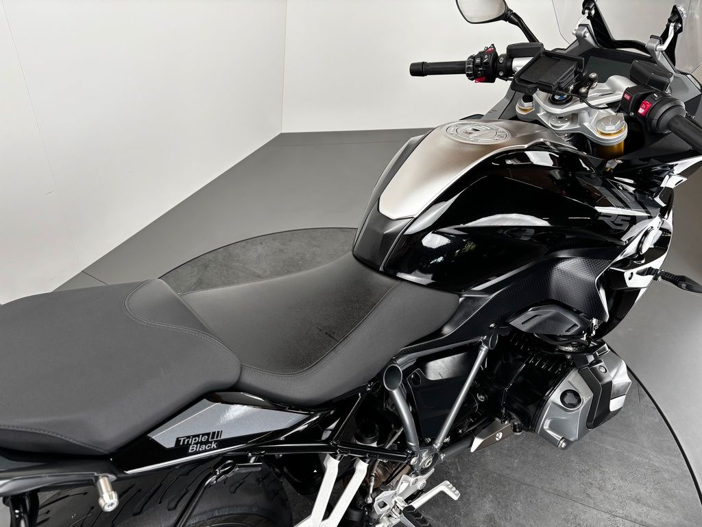 Fahrzeugabbildung BMW R 1250 RS *1. HAND *TRIPLE BLACK