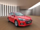 Hyundai i20 Style Klima Kamera Start/Stop Alufelgen - Hyundai i20: Rot