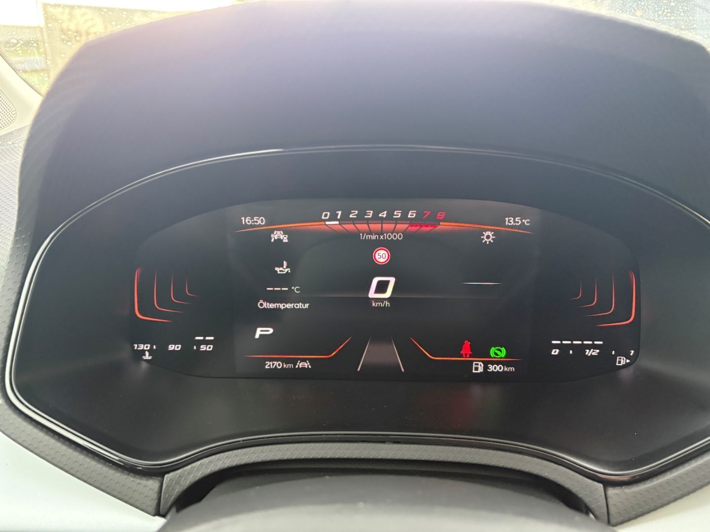 Fahrzeugabbildung SEAT Arona Style Navi Digitales Cockpit LED Sperrdif