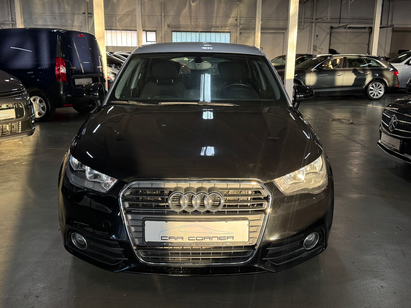 Fahrzeugabbildung Audi A1 1.6 TDI SPORTBACK S-TRONIC S-LINE AMBITION