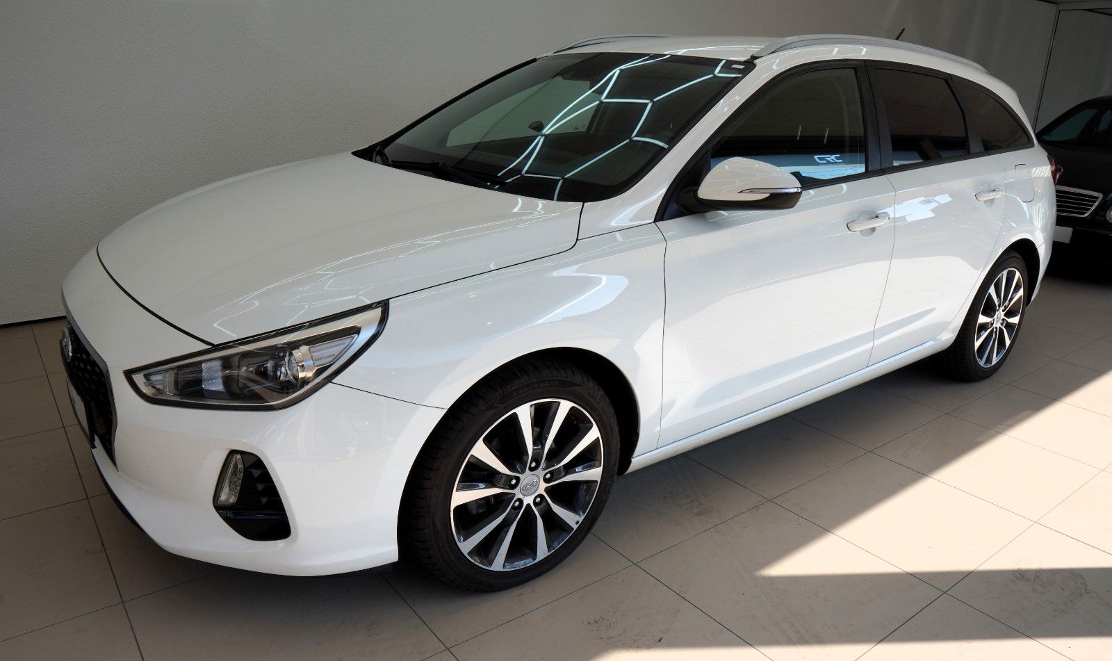 Fahrzeugabbildung Hyundai i30 cw Family *Shz*8-fach*HU Neu*