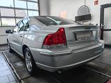 Volvo S60 2.4 Momentum*1.Hd.*1a Scheckheft*Orig.100tkm - Volvo S60: 2.4