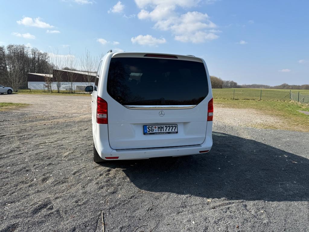 Mercedes-Benz V 250