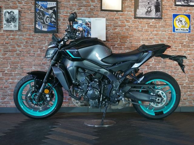 Yamaha MT-09 