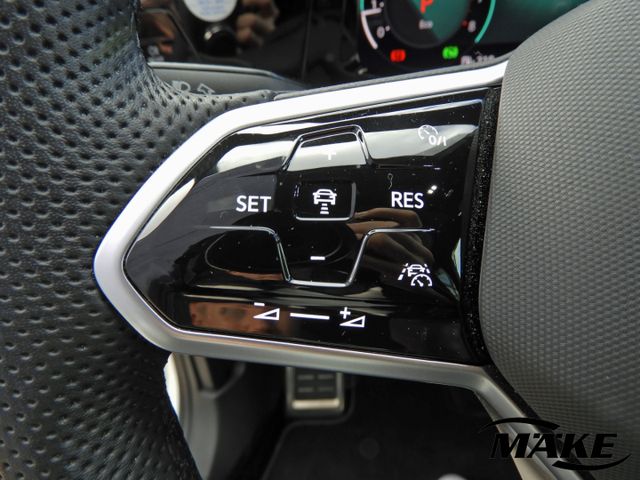 Golf R-Line 2.0 TSI 4Motion AHV ACC IQ.L NAV PD