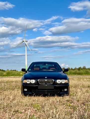 BMW 520i FL Individual Highline Edition Sport