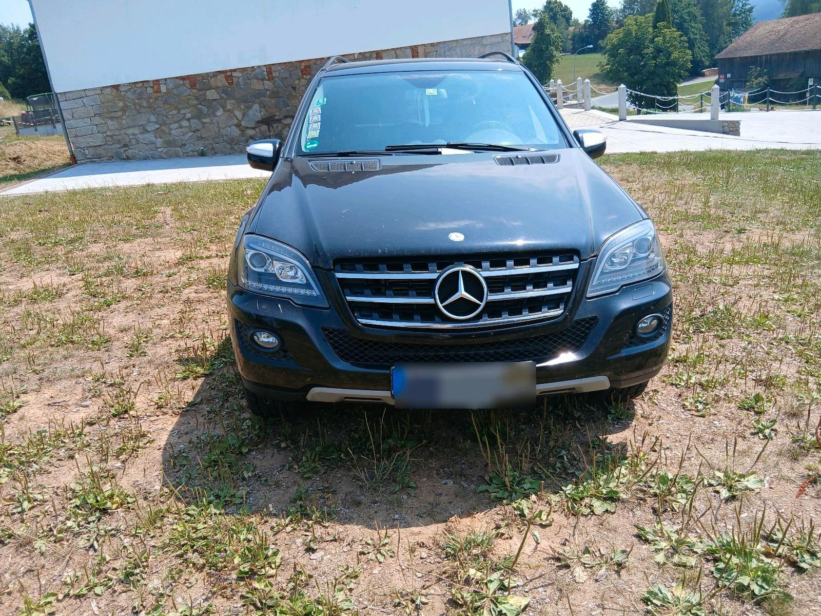 Mercedes-Benz ML350 2009 — photo 8