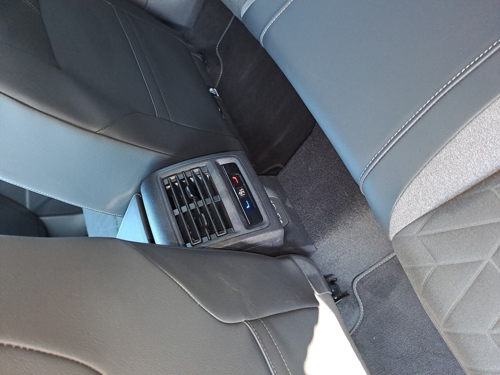 Volkswagen Golf - Bild 10