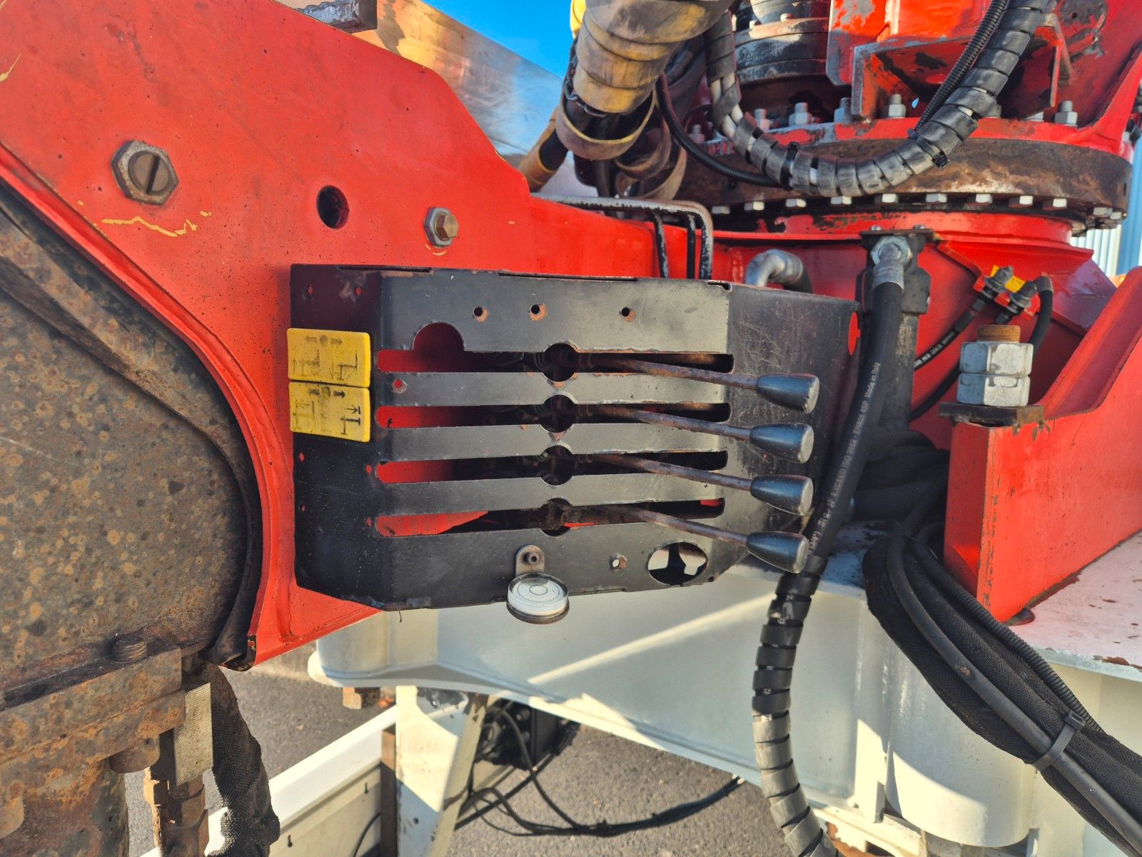 Fahrzeugabbildung Andere MOL CY NV 1214/20T/37 Palfinger PK44002