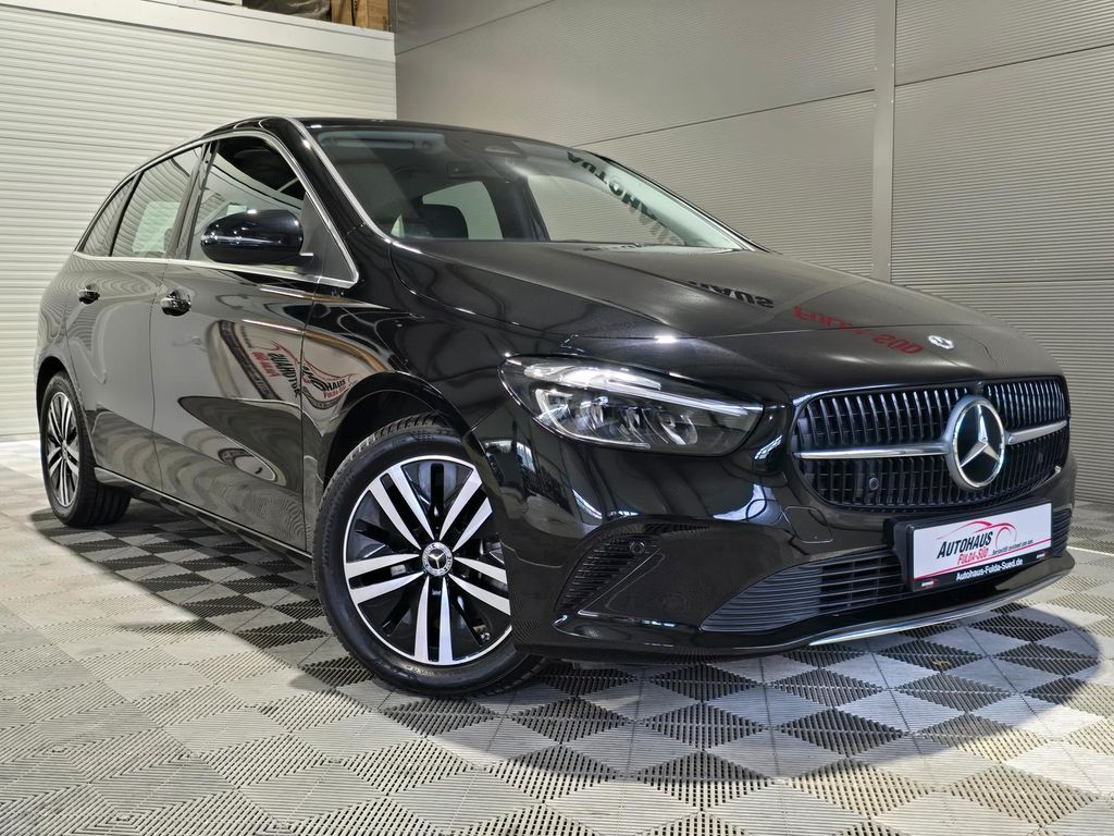 Image of Mercedes-Benz B 220